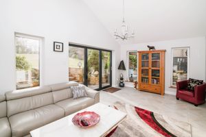 Sitting room- click for photo gallery